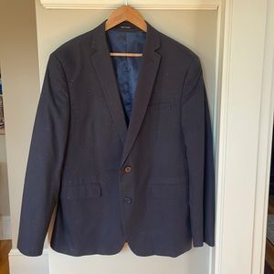 Men’s navy blazer